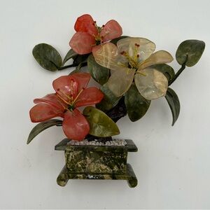 Vintage Floral Stone Arrangement in Red and
